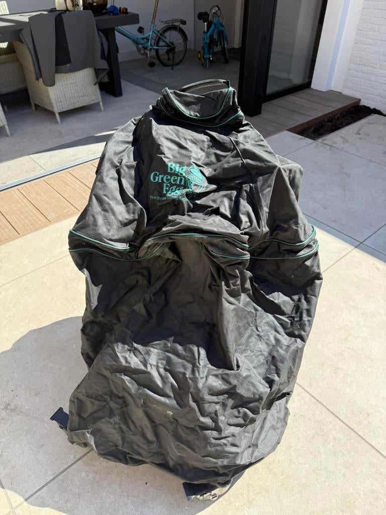 Big Green Egg large buiten regen hoes, Ophalen, Zo goed als nieuw, Minder dan 5 m², Folie