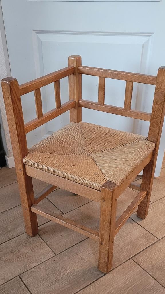Eiken hoekstoeltje met houtverbinding, Ophalen, Gebruikt, Bruin, Hout