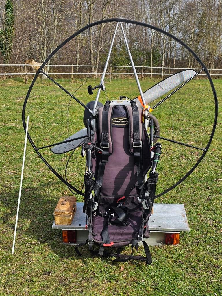 Top 80 paramotor met Independence reserve te koop, Sport en Fitness, Zweefvliegen en Paragliding, Ophalen, Zo goed als nieuw, Paramotor