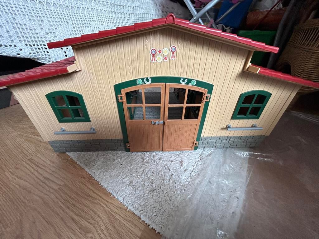 Schleich stal, Ophalen, Zo goed als nieuw, Poppenhuis