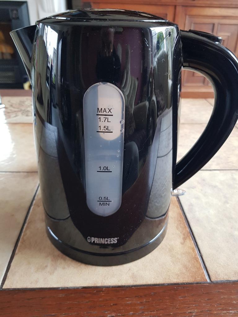 Waterkokers, Witgoed en Apparatuur, Waterkokers, 1 tot 2 liter, Ophalen, Zo goed als nieuw