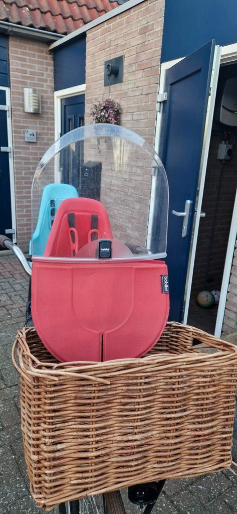 Bobike voorzitje met windscherm, Fietsen en Brommers, Fietsaccessoires | Fietsstoeltjes, Gebruikt, Voorzitje, Voetsteuntjes, Ophalen