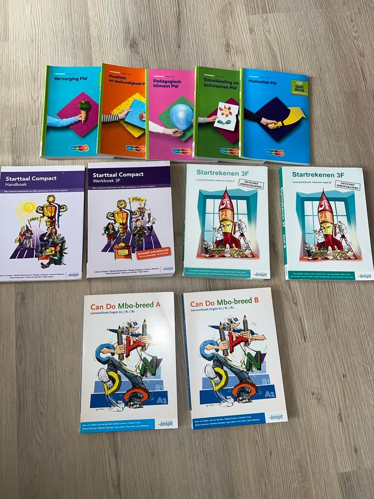 School boeken MBO 4 gespecialiseerd pedagogisch medewerker, Boeken, Studieboeken en Cursussen, Zo goed als nieuw, MBO, Ophalen