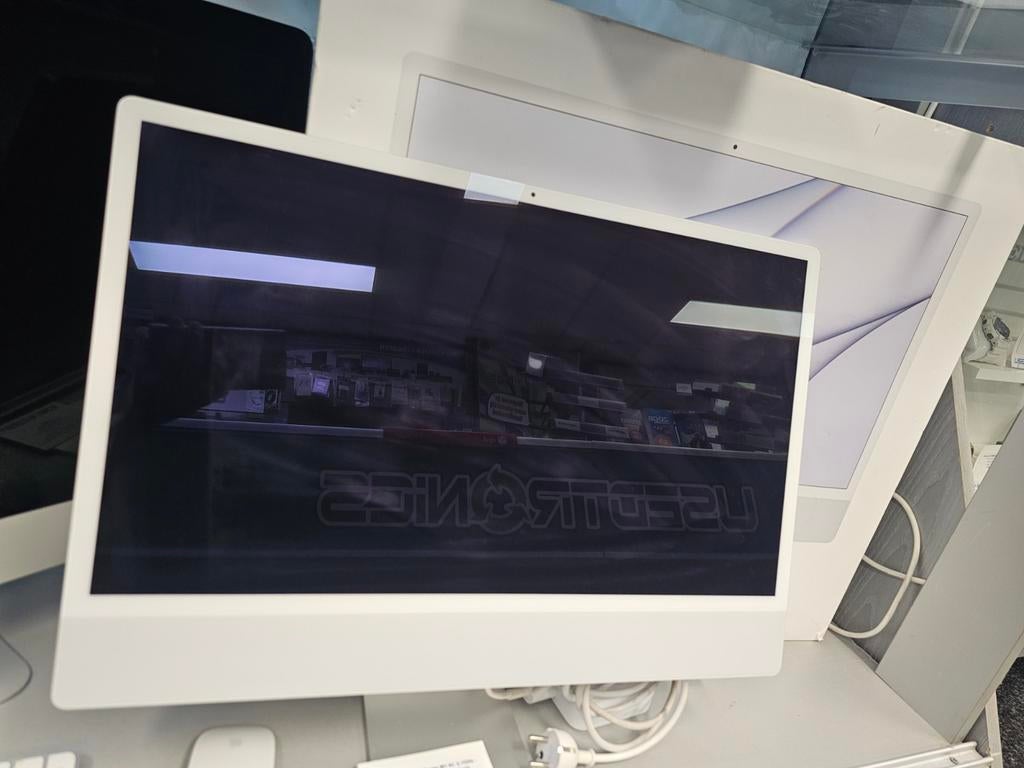 Apple iMac 24" 2021 M1 - 8GB RAM | 256 GB, Computers en Software, Apple Desktops, 256 GB, IMac, Ophalen of Verzenden, Zo goed als nieuw