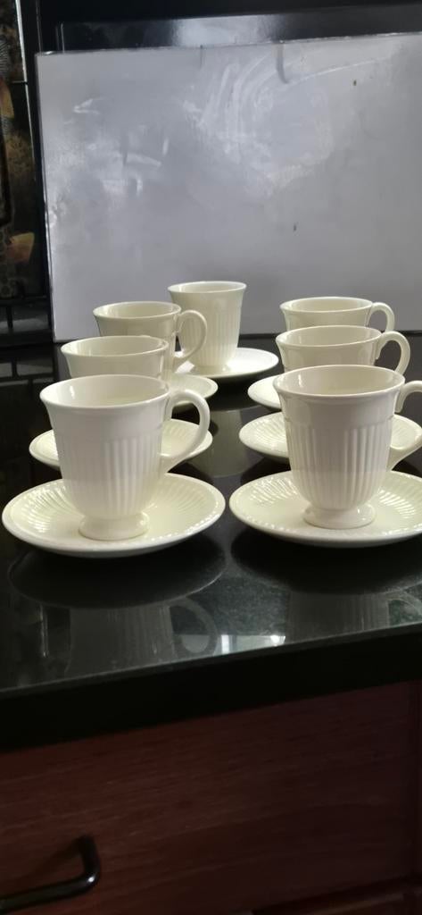 8 Wedgwood Etruria Edme Barlaston kop en schotels, Ophalen