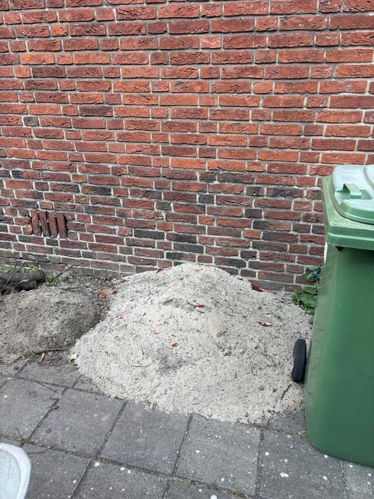 Gratis ophoogzand of straatzand af te halen, Tuin en Terras, Zand, Ophalen, Gebruikt, Straatzand