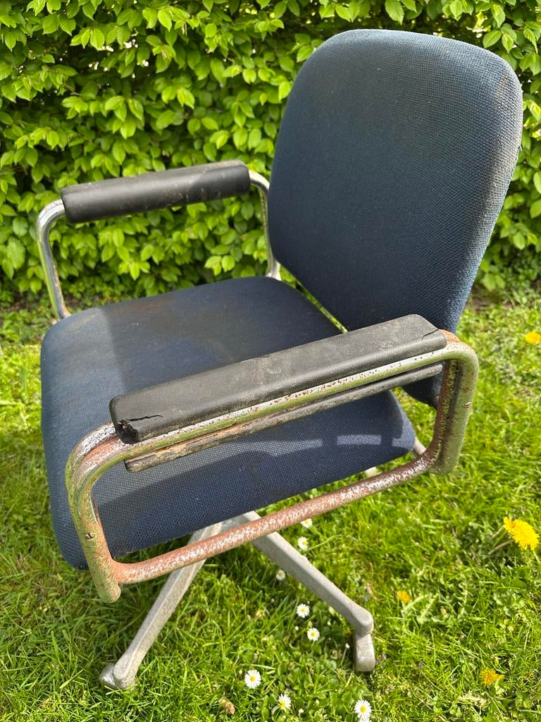 Vintage bureaustoel (opknapper) Gispen / Ahrend / De Wit?, Huis en Inrichting, Bureaustoelen, Ophalen, Gebruikt, Blauw, Bureaustoel