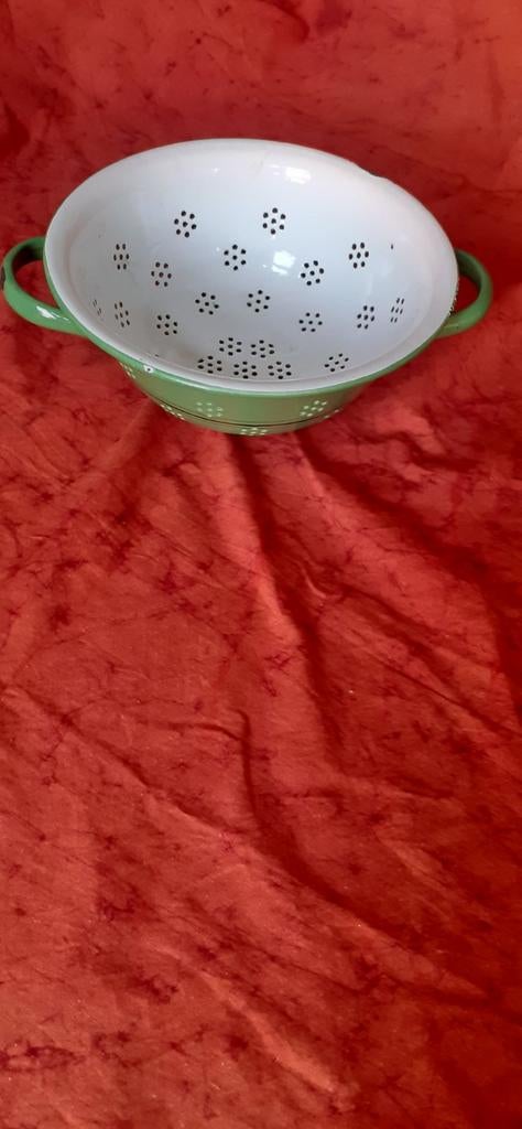 EMAILLE VERGIET LICHT GROEN, Antiek en Kunst, Antiek | Emaille, Ophalen of Verzenden