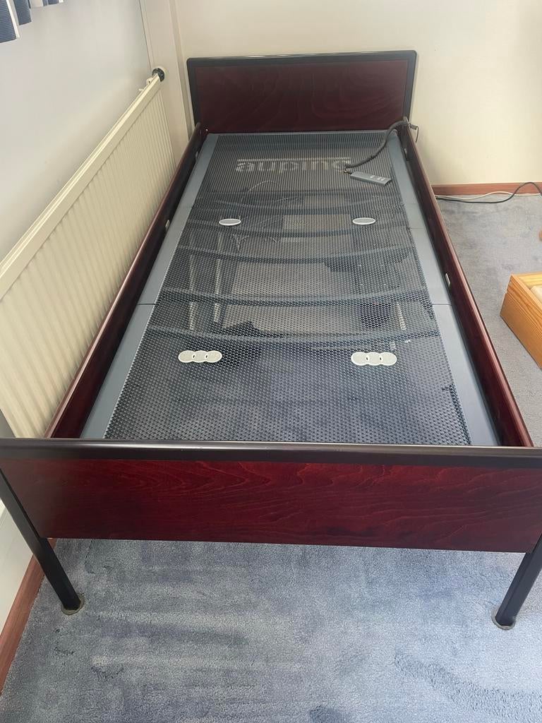 Auping Auronde 90x200cm Elektrisch Spiraal 2 Motoren, Ophalen, 90 cm, Eenpersoons, Bruin