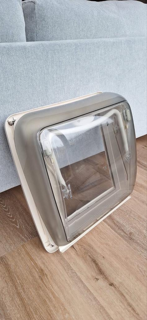 Seitz dakluik voor caravan/camper, Caravans en Kamperen, Caravan accessoires, Zo goed als nieuw, Ophalen