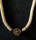 Vintage ketting met bloemslot, Overige materialen, Gebruikt, Beige, Ophalen of Verzenden