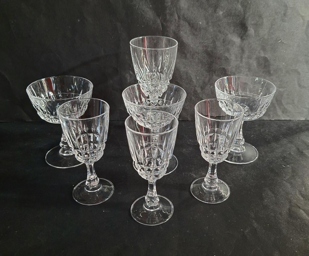 Cristal D'arques Durand 7 kristallen glazen. Type Pompadour., Ophalen of Verzenden, Overige typen