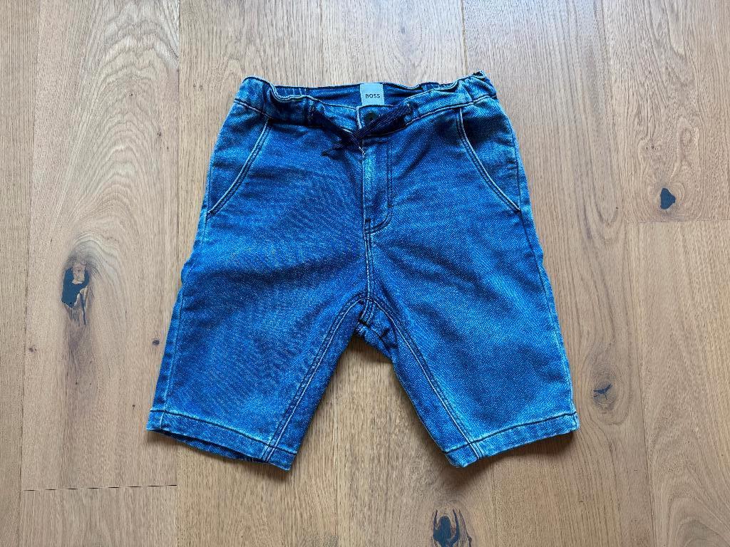 Korte spijker broek maat 140 Hugo Boss, Kinderen en Baby's, Kinderkleding | Maat 140, Zo goed als nieuw, Hugo Boss, Jongen, Ophalen