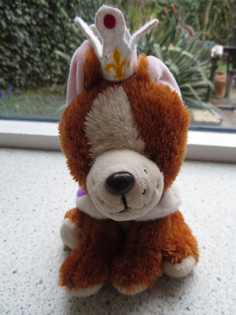 Hond Pipp the Bear merk Keeltoys met kroon en koningsmantel, Kinderen en Baby's, Ophalen of Verzenden, Zo goed als nieuw, Hond