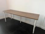 Ikea bureau in hoogte verstelbaar, Huis en Inrichting, Bureaus, Ophalen, In hoogte verstelbaar, Zo goed als nieuw, Bureau