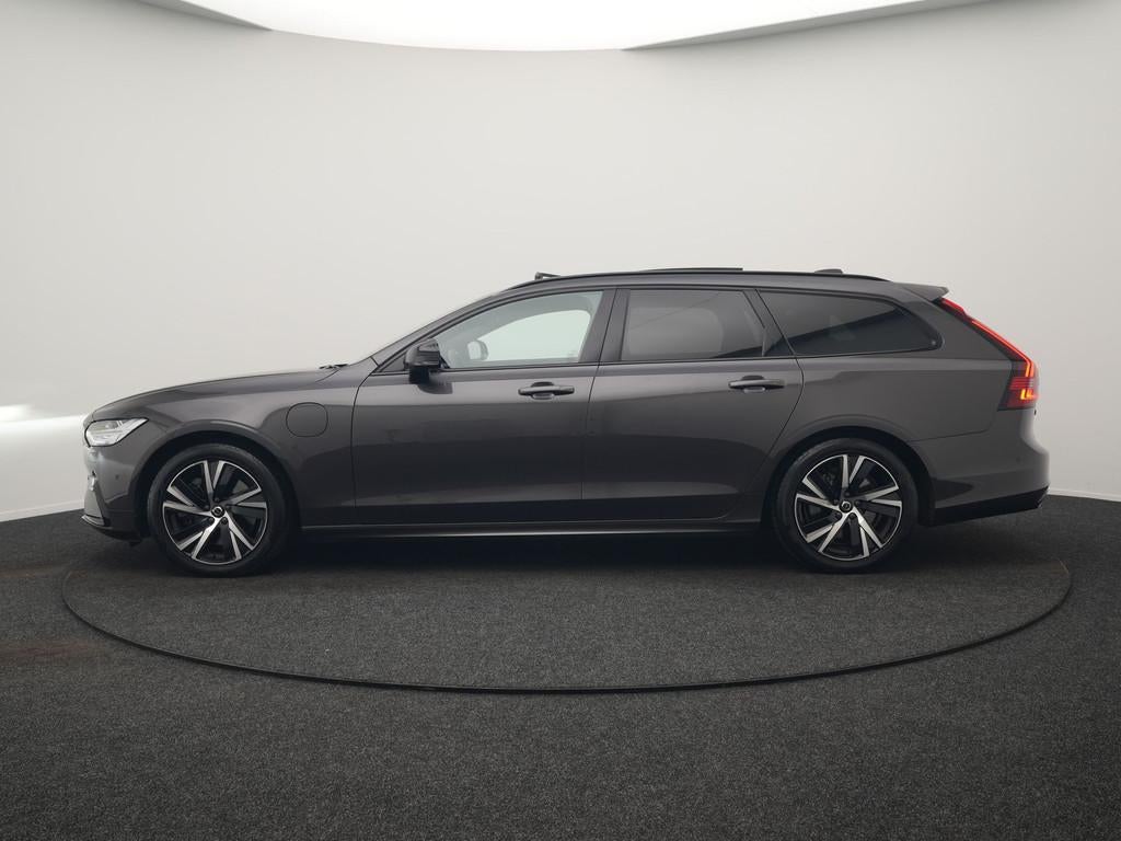 Volvo V90 T6 AWD Ultimate Dark PHEV 350pk Dealer O.H. | Pano, Automaat, Zwart, 4 cilinders, 5 stoelen