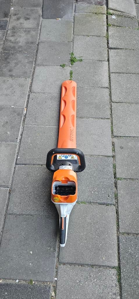 Stihl Heggenschaar HSA100, Ophalen of Verzenden, Zo goed als nieuw, Elektrisch