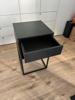 IKEA Vikhammer nachtkastje - Zwart, zo goed als nieuw, Ophalen, Gebruikt, Minder dan 45 cm, Metaal of Aluminium