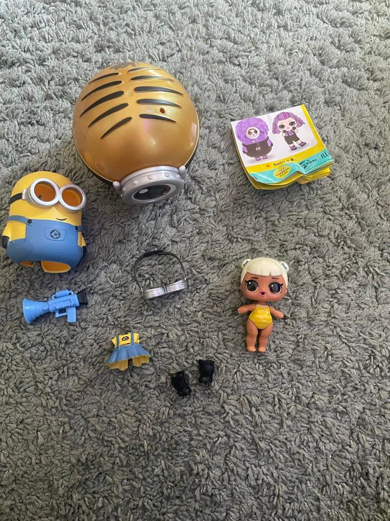 L.O.L. Surprise Minion set met pop en accessoires, Ophalen of Verzenden, Gebruikt, Babypop