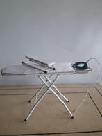 Strijkplank, schaal 1op12, poppenhuis miniatuur., Ophalen of Verzenden, Nieuw, Poppenhuis