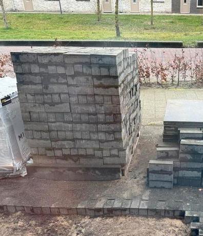 Antraciet waaltjes +20m2 - Ophalen dit weekend! Ligt klaar, Ophalen, Gebruikt, Klinkers, 10 m² of meer