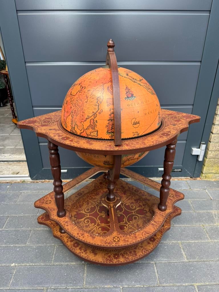 Hoek drankbar/globebar Zoffoli, Ophalen, Gebruikt