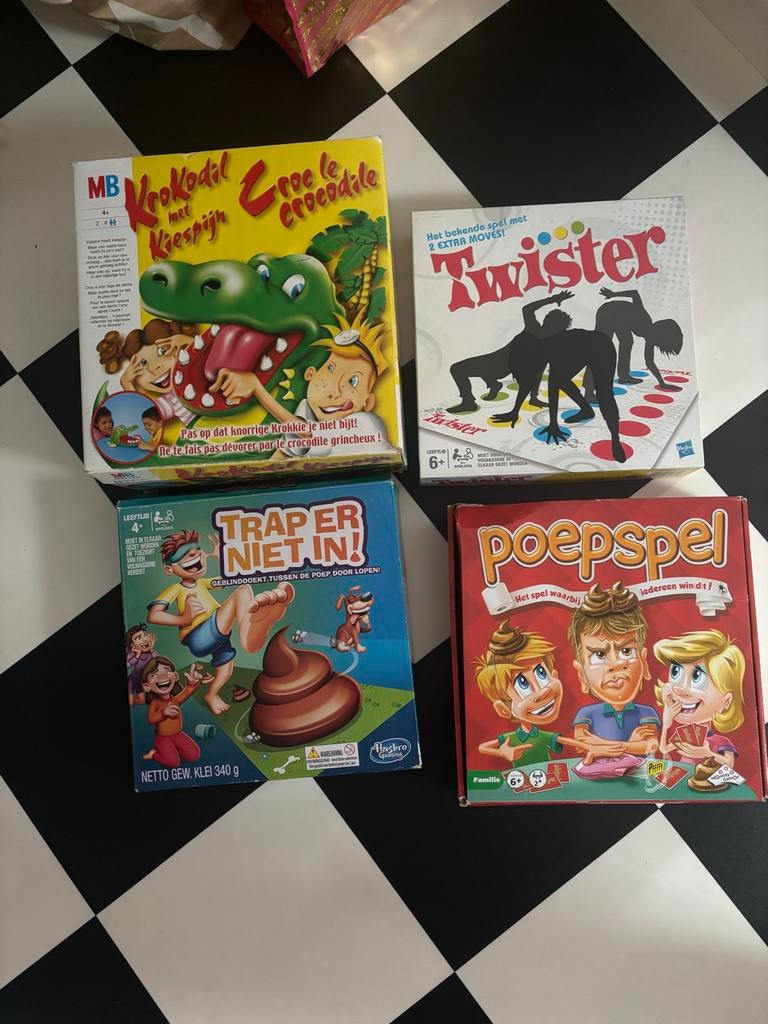 Verschillende gezelschapsspellen, Hobby en Vrije tijd, Gezelschapsspellen | Bordspellen, Drie of vier spelers, Ophalen of Verzenden