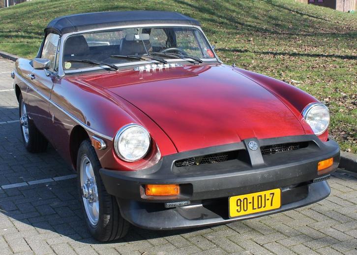 MG B 1.8 1978 Rood, Auto's, MG, Particulier, B, Adaptieve lichten, LED verlichting, Trekhaak, Benzine, Cabriolet, Handgeschakeld