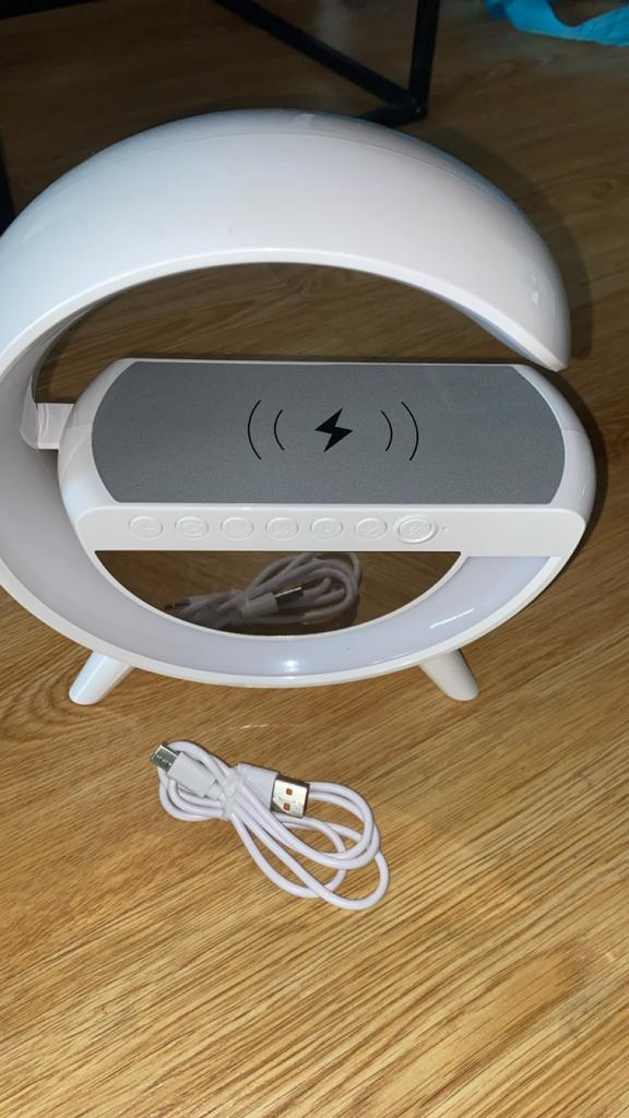 LED draadloze oplaad speaker, Ophalen of Verzenden, Zo goed als nieuw, Overige typen
