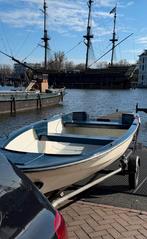 Nette polyester boot met trailer te koop, Watersport en Boten, Ophalen, Tot 10 pk, 6 meter of meer, Zo goed als nieuw