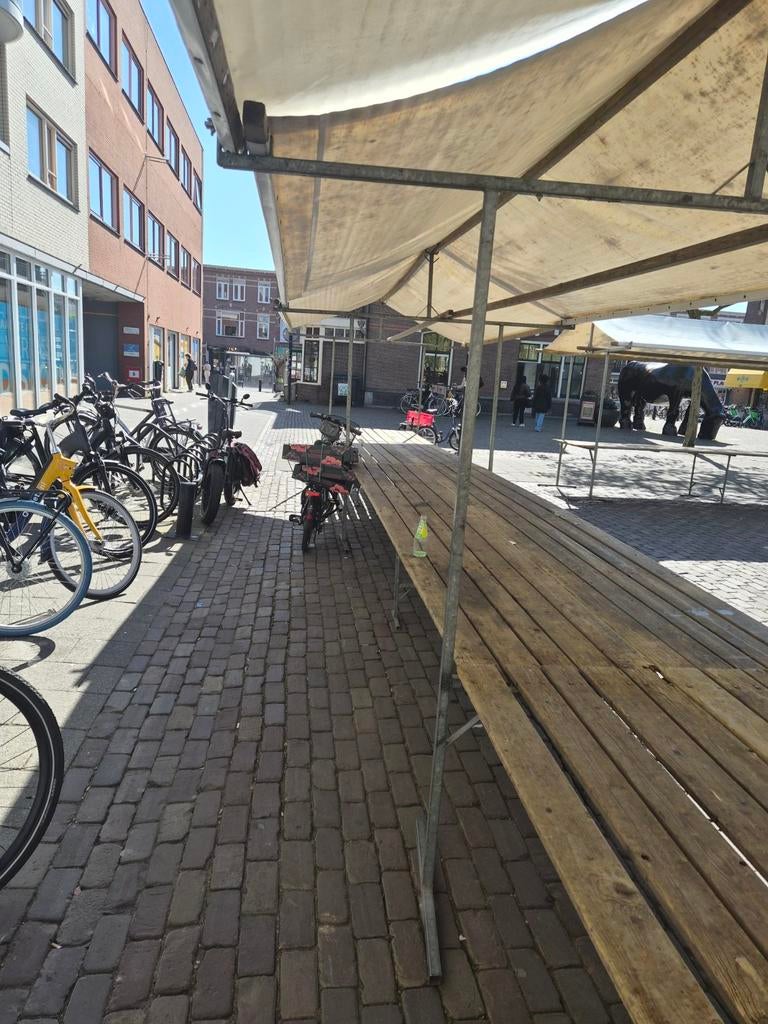 3 Marktkramen: 2 Compleet, 1 Zonder Planken, Tuin en Terras, Ophalen of Verzenden