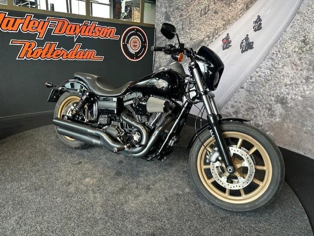 Harley-Davidson FXDLS Dyna Vivid Black (bj 2017), Motoren, Motoren | Harley-Davidson, Bedrijf, Overig, Sales@harleydavidsonrotterdam.nl
