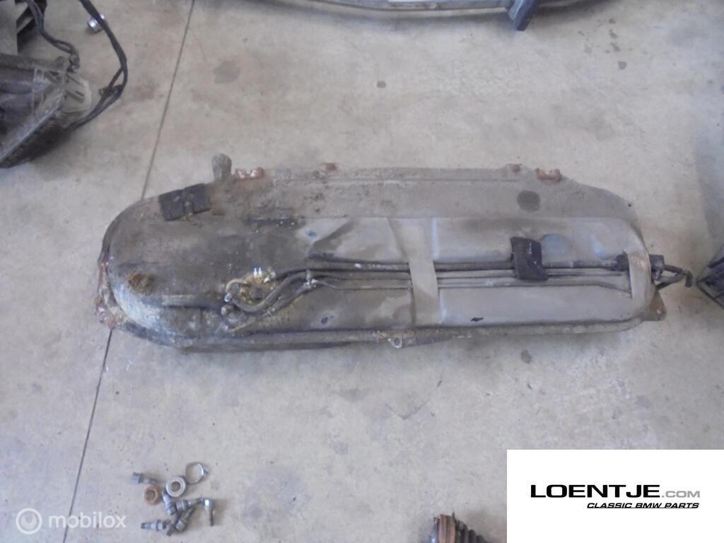 Benzinetank BMW e30 55 liter 316 318 320 325, Gebruikt, Ophalen of Verzenden, BMW, BMW