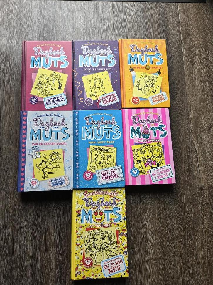 Dagboek van een muts (Deel 1,2,3,4,5,13,14), Boeken, Kinderboeken | Jeugd | 10 tot 12 jaar, Zo goed als nieuw, Fictie, Ophalen