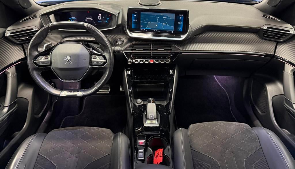 Peugeot 2008 1.2 PureTech GT Pack*155PK*Panodak*DigiDisplay*, Auto's, Gebruikt, Zwart, 1199 cc, Blauw