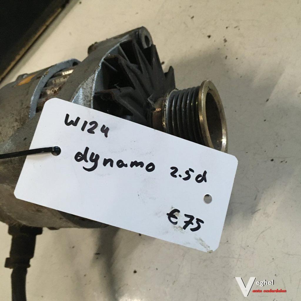 Mercedes W124 2.5 Diesel Dynamo, Auto-onderdelen, Motor en Toebehoren, Gebruikt, -, -, Ophalen of Verzenden