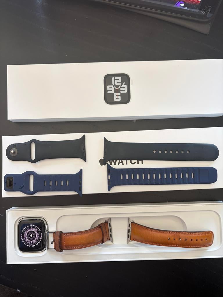 Apple Watch SE 2 44mm, Ophalen of Verzenden, Gebruikt, Zwart, IOS