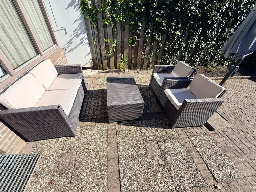 Leuk tuinsetje op te halen voor een pak Douwe egberts koffie, Ophalen, Zo goed als nieuw