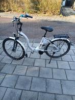 Kleine flyer elec"stads tourfiets rijklaar 50km., Ophalen of Verzenden, Zo goed als nieuw, 20 inch of meer, Versnellingen