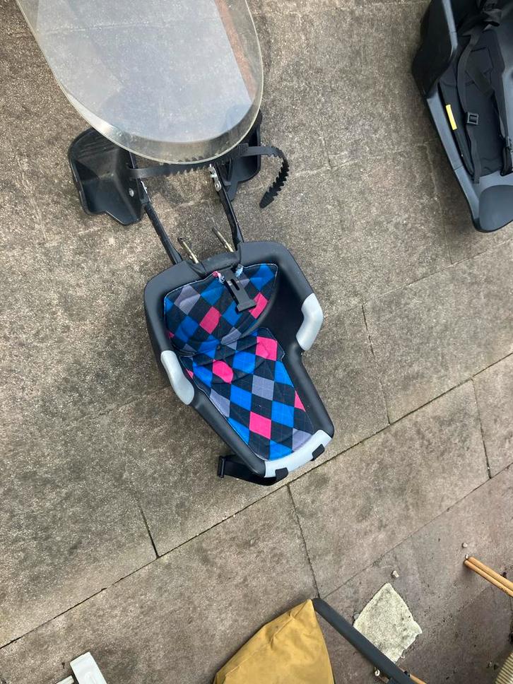 Bobike voor- en achterzitje met extra wegklapbare achterzit, Fietsen en Brommers, Fietsaccessoires | Fietsstoeltjes, Gebruikt