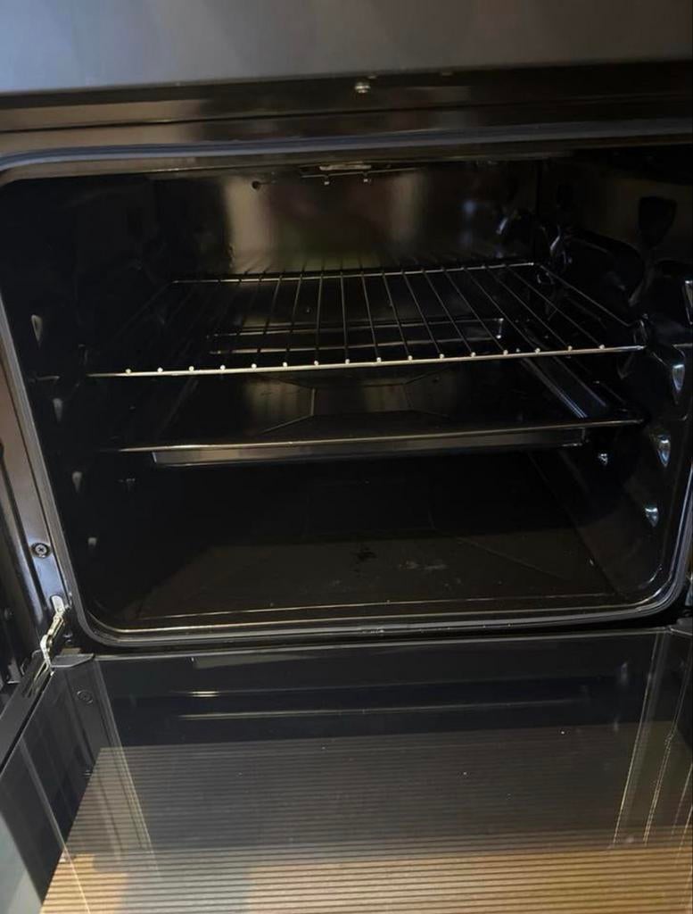 Wiggo Vrijstaand Gasfornuis met Oven - Zwart, Witgoed en Apparatuur, Fornuizen, Gebruikt, Gas, 85 tot 90 cm, 4 kookzones