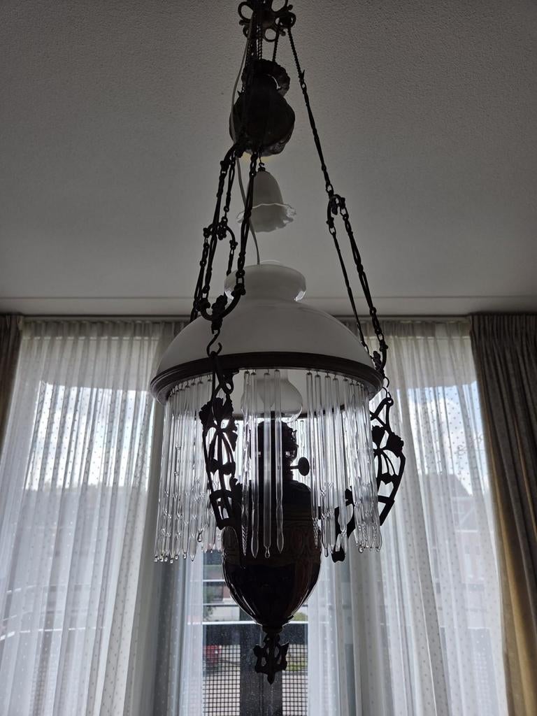 Antieke hanglamp met glazen druppels en melkglas, Antiek en Kunst, Ophalen
