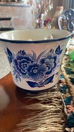 Bloempotje, Rond, Ophalen of Verzenden, Zo goed als nieuw, Aardewerk