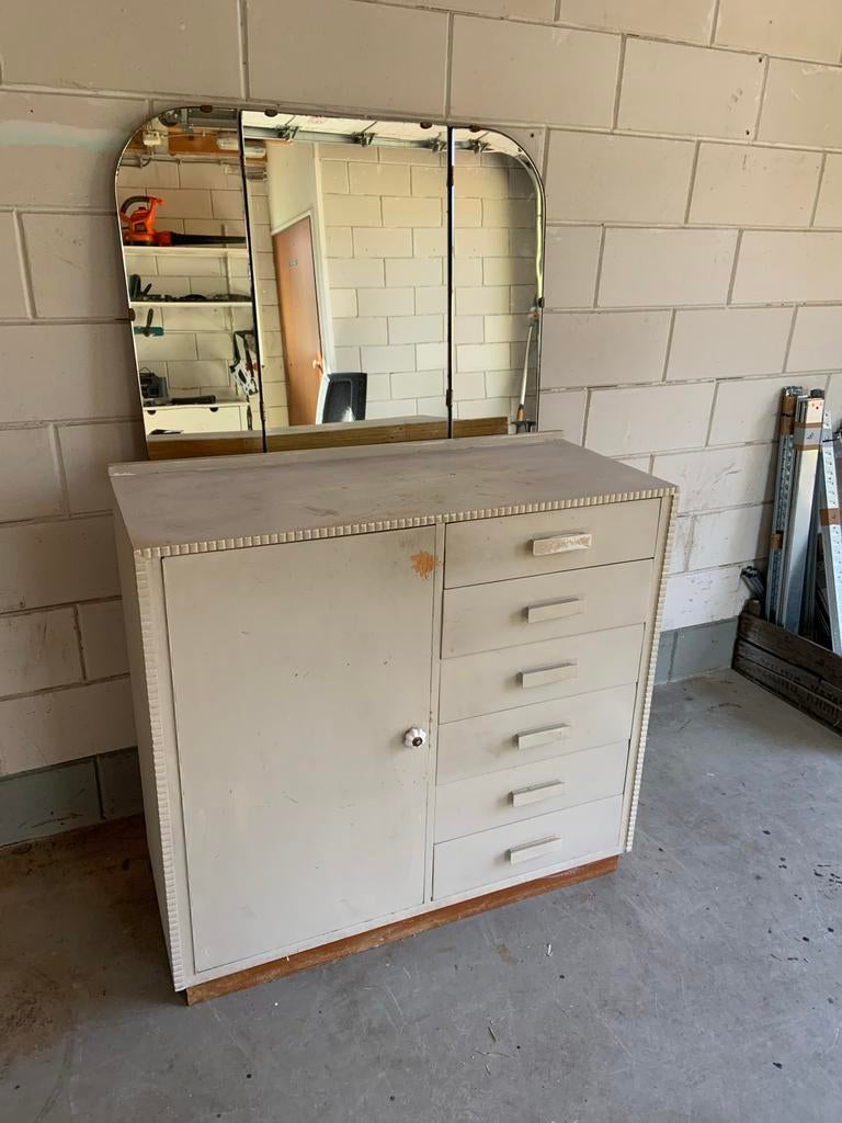 Dressoir met inklapbare spiegels - opknapproject, Ophalen, Gebruikt, 100 tot 150 cm, Met lade(s)