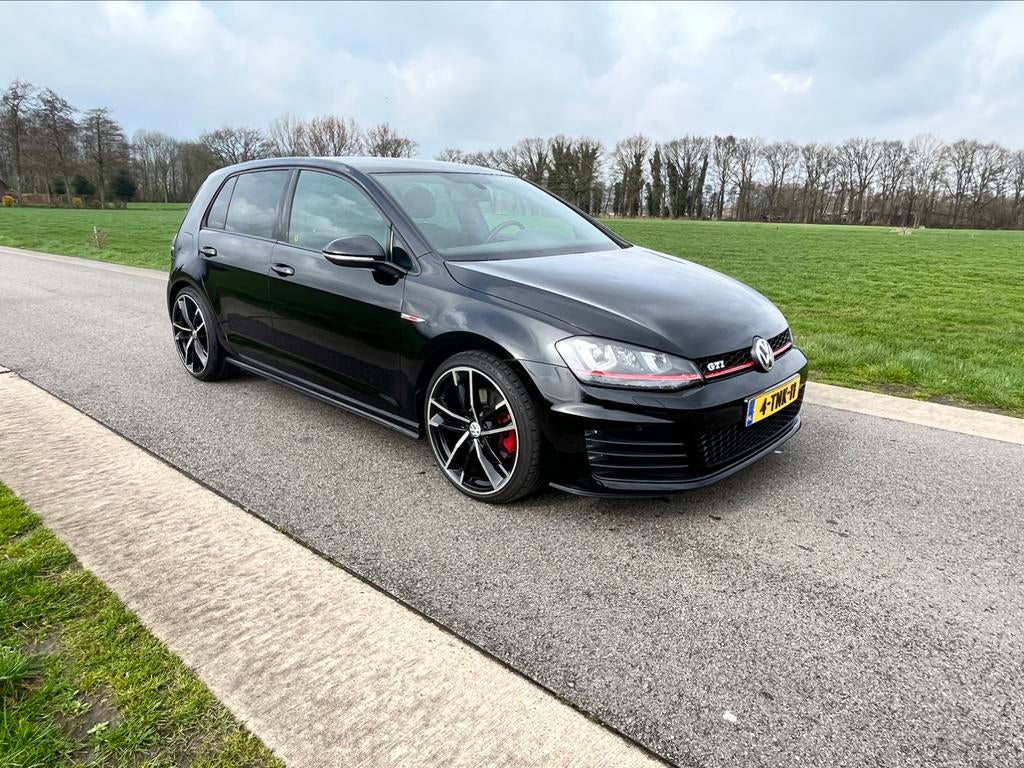 GOLF 7 GTI ABT, Auto's, Volkswagen, Automaat, 4 cilinders, Zwart, Xenon verlichting
