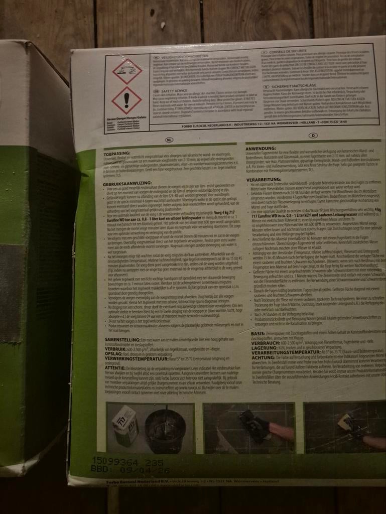 voegmiddel in 2 verschillende kleuren, Ophalen, Nieuw, Minder dan 20 cm, Minder dan 20 cm