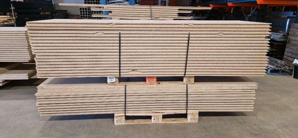 verkocht, Doe-het-zelf en Verbouw, Platen en Panelen, Ophalen, Gebruikt, Hout, 20 tot 50 mm