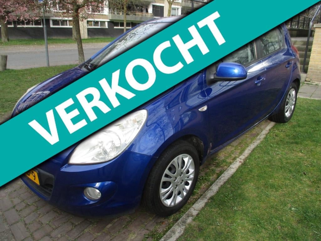 Hyundai/MET NIEUWE KOPPELING// I20 1.2i DynamicVersion, 450 kg, Gebruikt, 31 €/maand, 4 cilinders