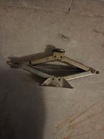 Auto schaarkrik, Ophalen