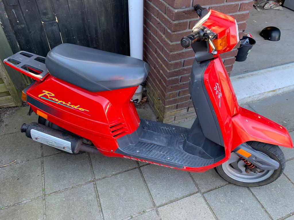 Peugeot rapido scooter met proma uitlaat, Fietsen en Brommers, Ophalen, Gebruikt, Benzine